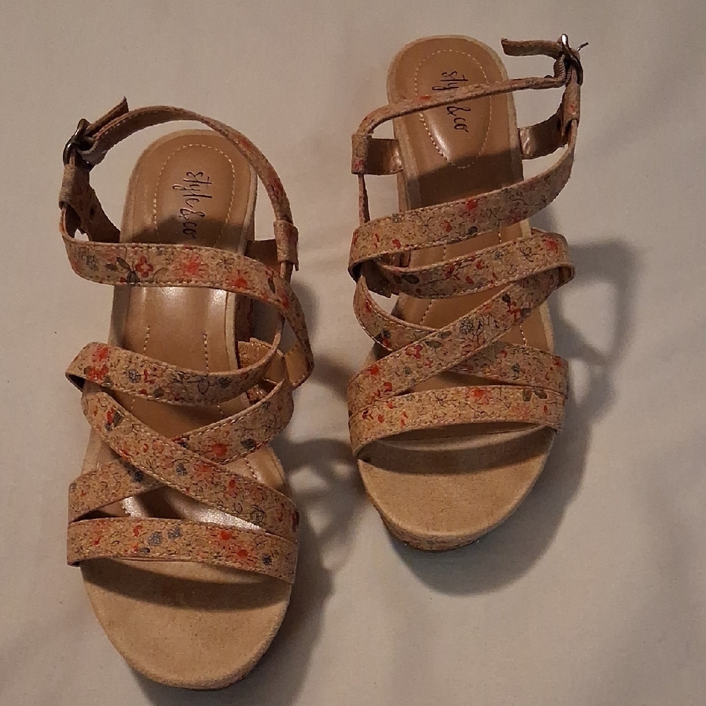 Cute Floral Print Cork Wedges By Style & Co. Size 8.